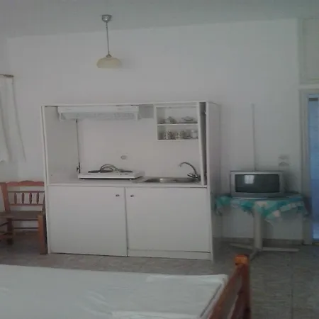 Karagiozos Studios & * Skopelos Town