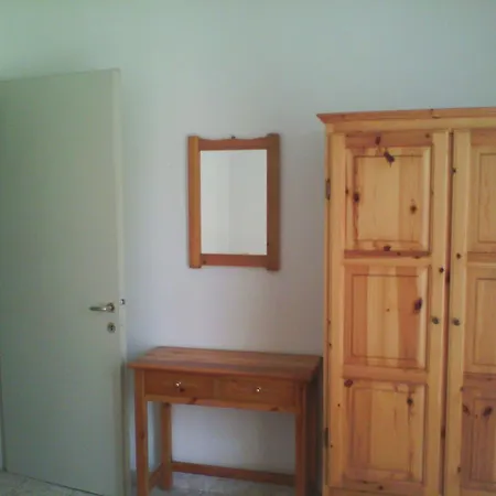 Karagiozos Studios & Apartment *