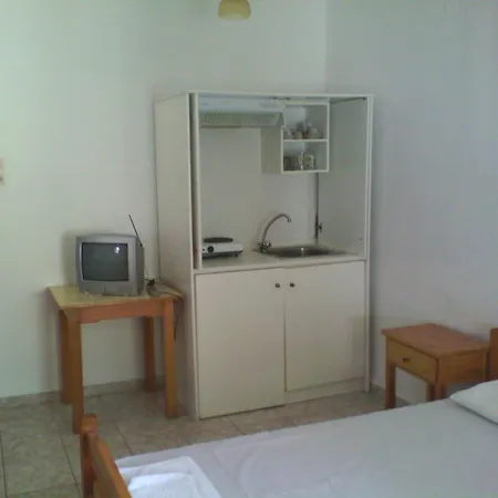 Karagiozos Studios & Apartment Skopelos Town