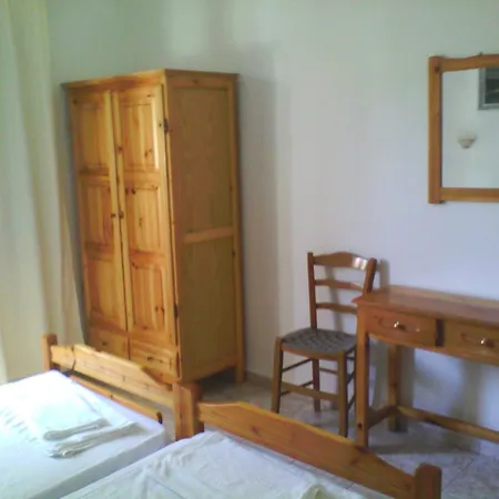 Karagiozos Studios & Apartment Skopelos Town