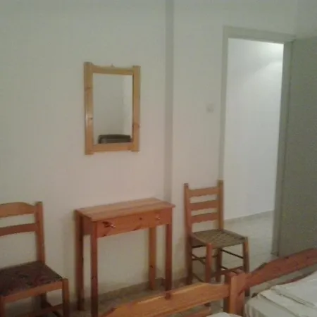 Karagiozos Studios & Apartment Skopelos Town