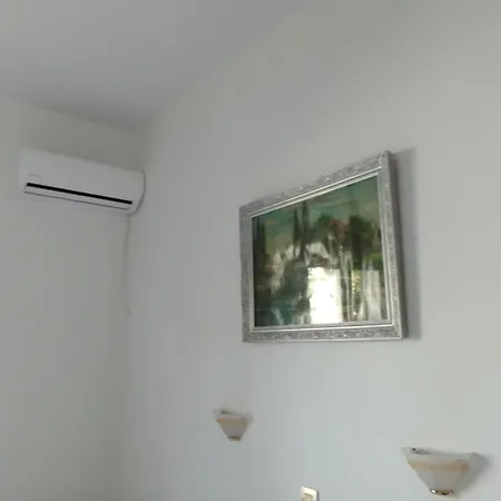 Karagiozos Studios & Apartment *