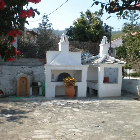 公寓 Karagiozos & *