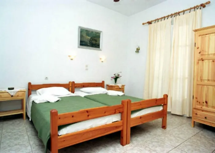 Karagiozos Studios & Apartment *