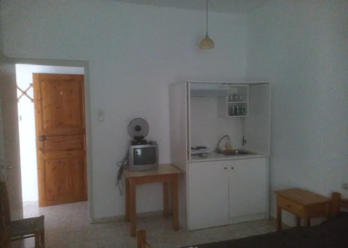 Apartment Karagiozos Studios & *